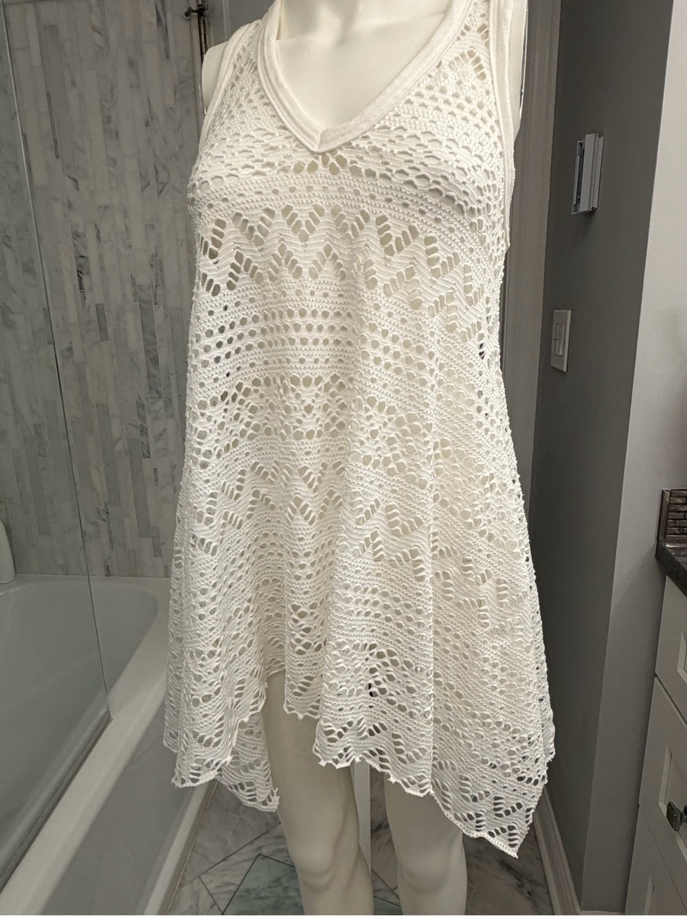 Robin Piccone White Crochet V-Neck Mini Coverup Dress Sz M
